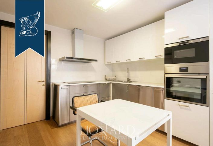 Image No.5-5 Bed Apartment for sale