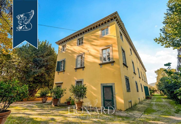 Image No.3-15 Bed Villa for sale