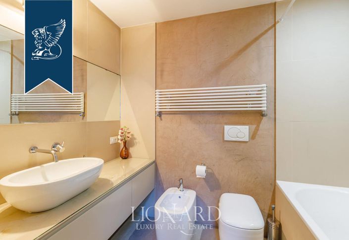 Image No.20-3 Bed Apartment for sale