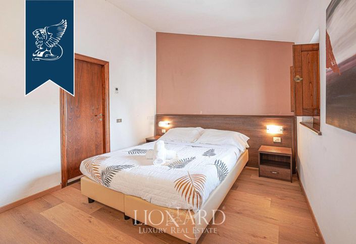 Image No.11-20 Bed Hotel for sale