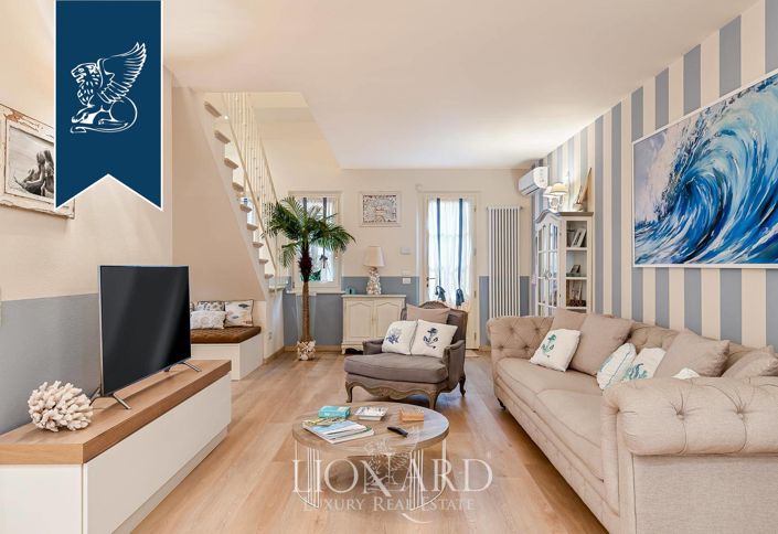 Image No.2-Villa de 4 chambres à vendre à Lucca