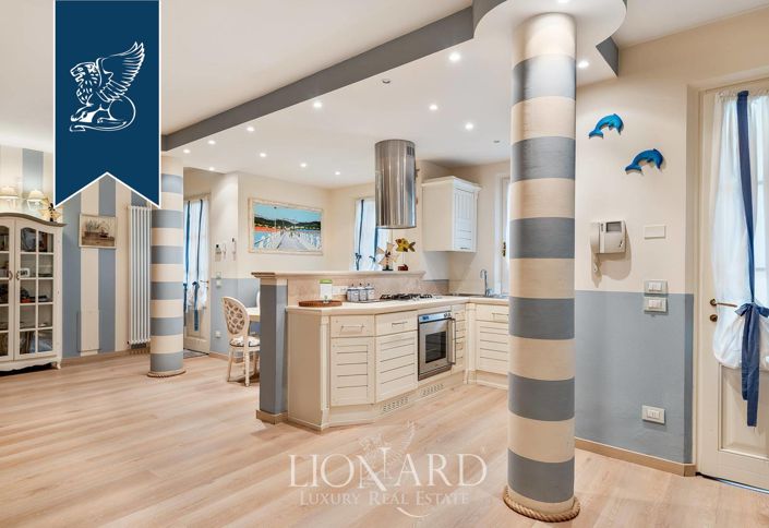 Image No.8-Villa de 4 chambres à vendre à Lucca