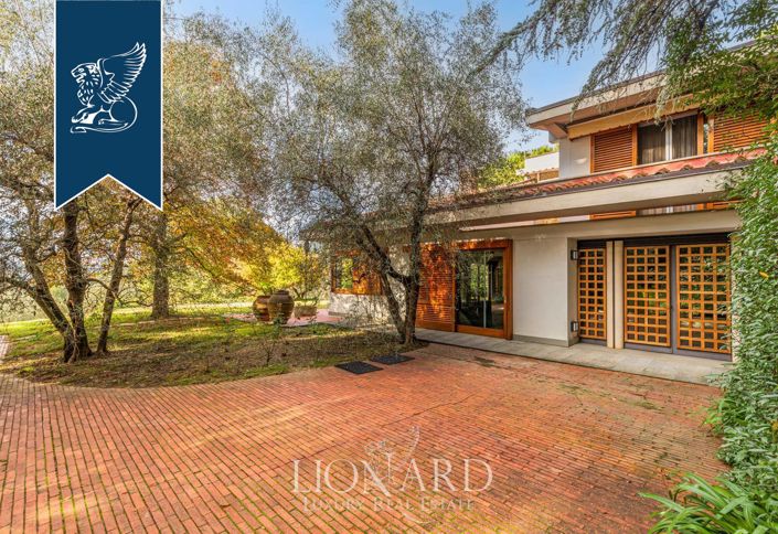 Image No.11-5 Bed Villa for sale