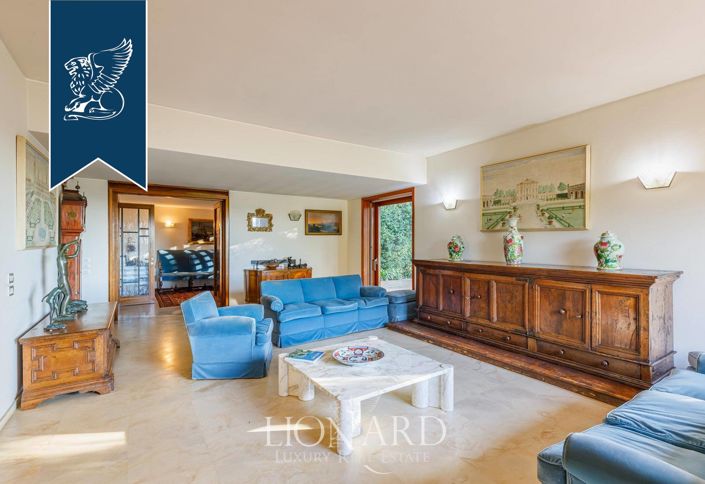 Image No.17-5 Bed Villa for sale