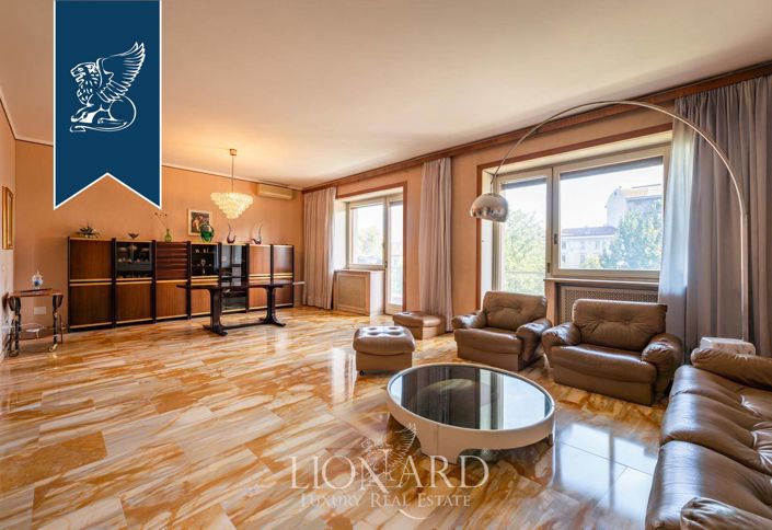 Image No.3-3 Bed Apartment for sale