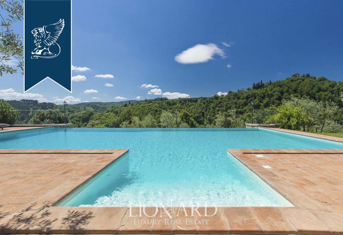 Image No.14-10 Bed Villa for sale