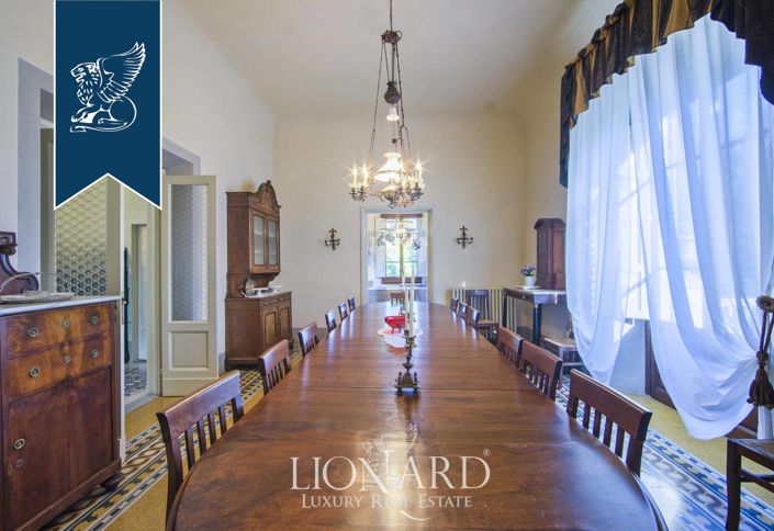 Image No.39-10 Bed Villa for sale