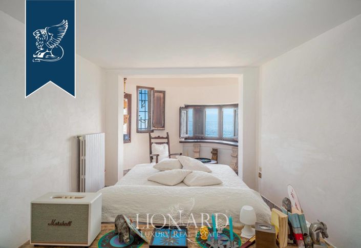 Image No.17-5 Bed Villa for sale