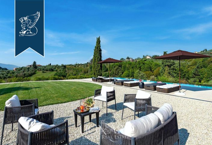 Image No.6-5 Bed Villa for sale