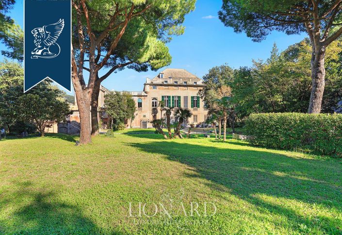 Image No.49-20 Bed Villa for sale