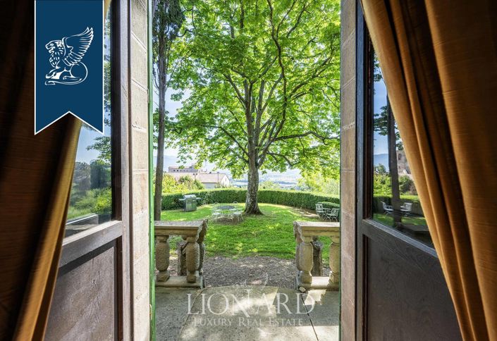 Image No.10-3 Bed Villa for sale