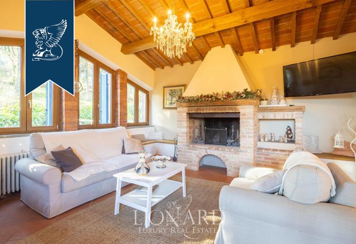 Image No.11-5 Bed Hotel for sale