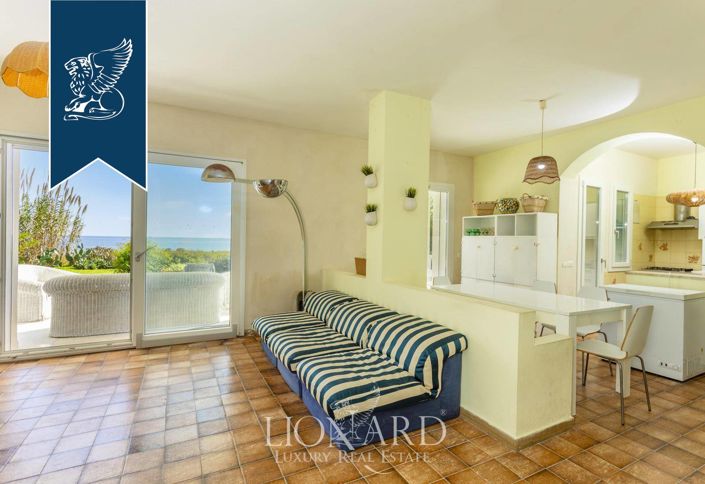 Image No.15-7 Bed Villa for sale