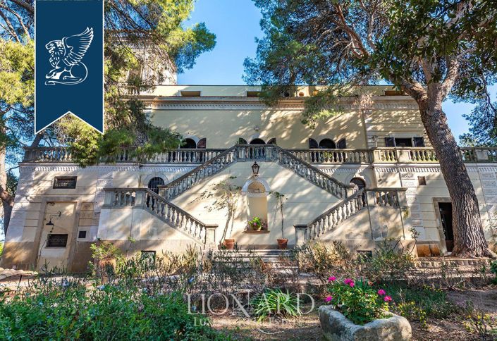 Image No.8-Villa de 17 chambres à vendre à Canosa di Puglia