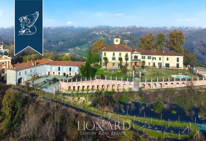 Image No.2-Propriété de 10 chambres à vendre à Asti