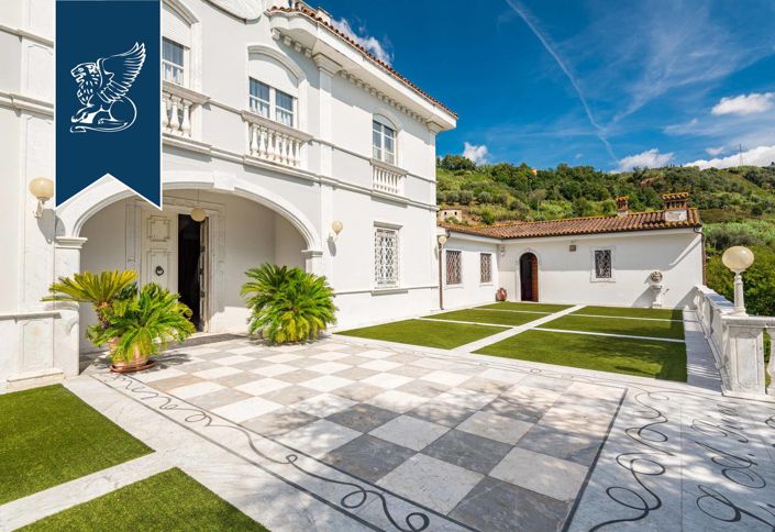 Image No.8-6 Bed Villa for sale