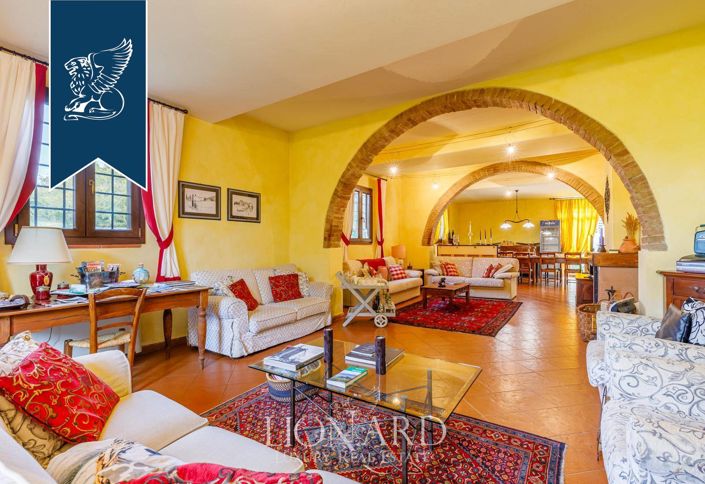 Image No.18-Ferme de 11 chambres à vendre à Certaldo