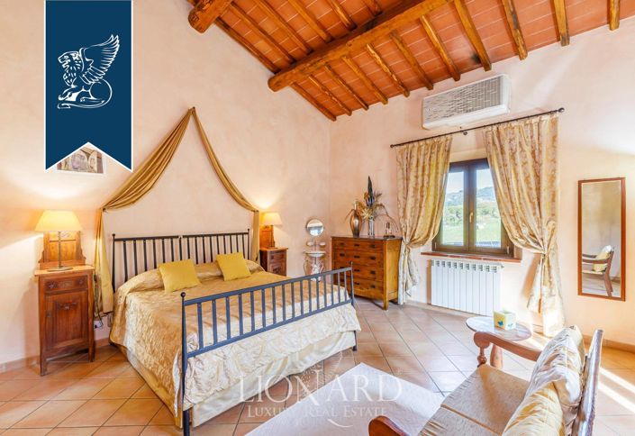 Image No.24-Ferme de 11 chambres à vendre à Certaldo