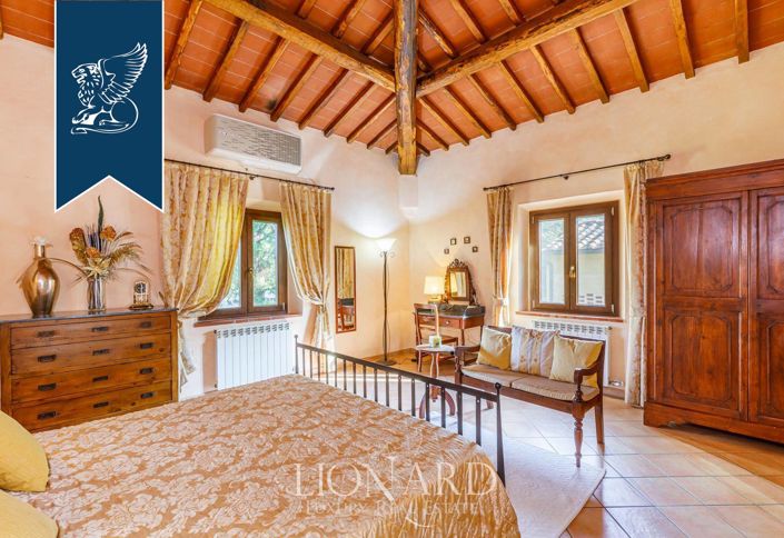 Image No.26-Ferme de 11 chambres à vendre à Certaldo