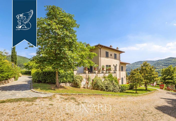 Image No.8-14 Bed Villa for sale