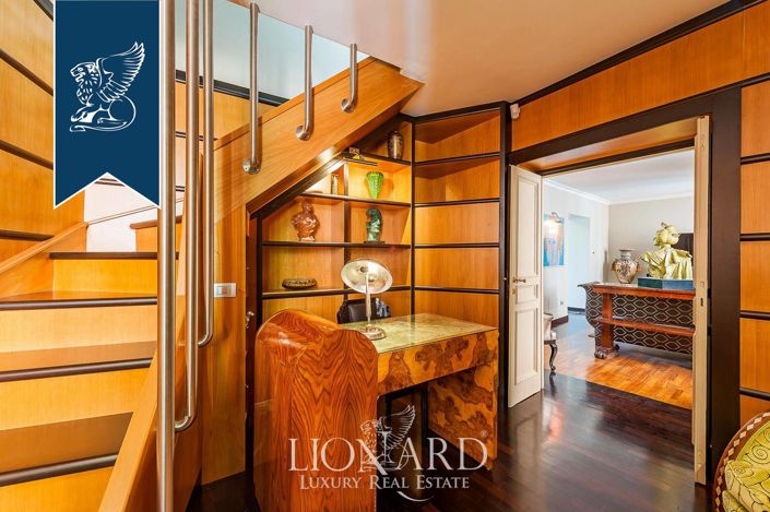 Image No.32-2 Bed Property for sale