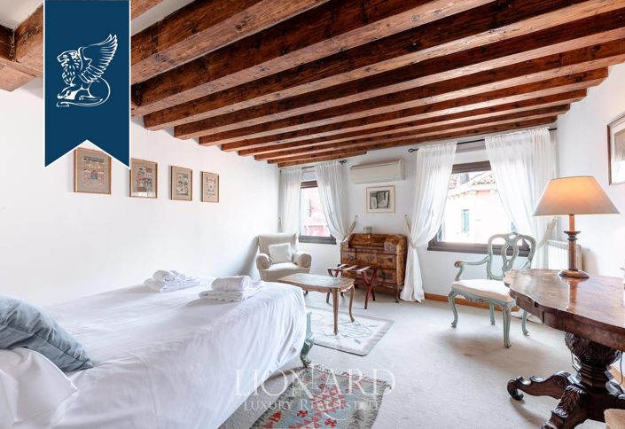 Image No.19-4 Bed Flat for sale