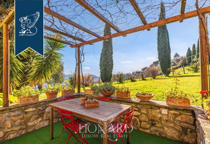 Image No.17-Ferme de 30 chambres à vendre à Florence