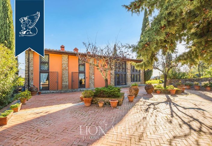 Image No.20-Ferme de 30 chambres à vendre à Florence