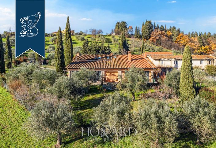 Image No.3-Ferme de 30 chambres à vendre à Florence