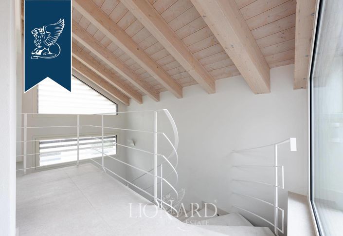 Image No.13-4 Bed Villa for sale