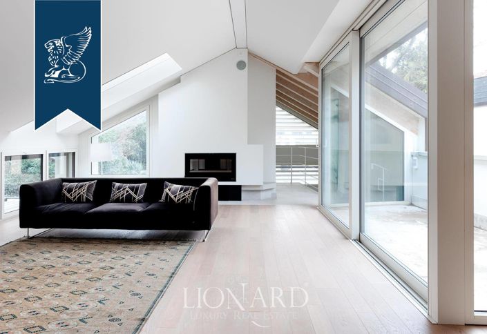 Image No.19-4 Bed Villa for sale