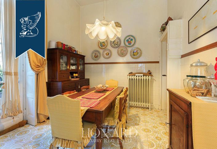 Image No.10-4 Bed Villa for sale