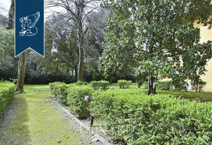 Image No.20-Propriété de 10 chambres à vendre à Florence