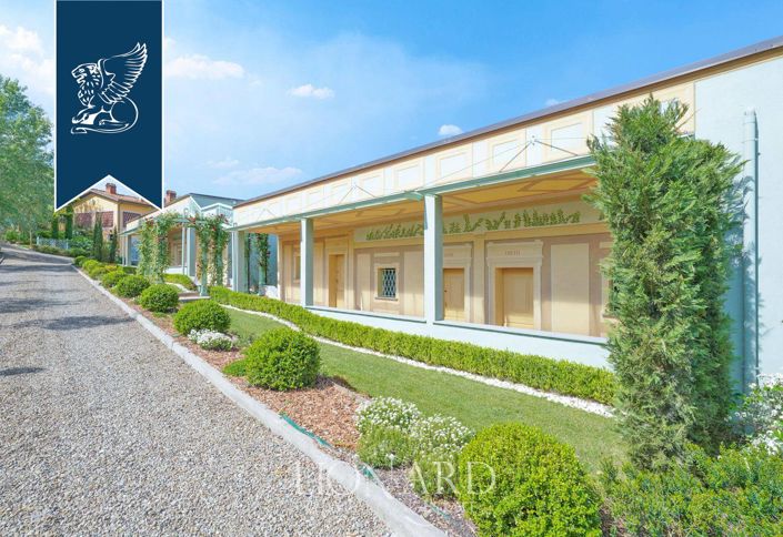 Image No.13-18 Bed Hotel for sale