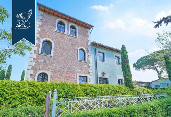 Image No.3-18 Bed Hotel for sale