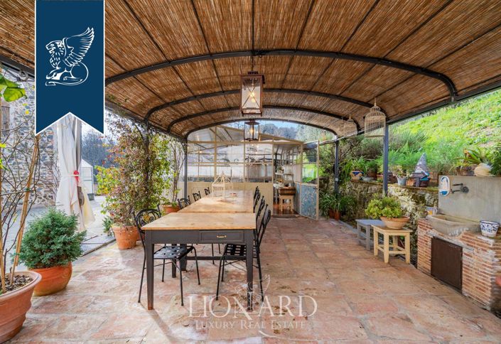 Image No.10-Maison de campagne de 8 chambres à vendre à Pistoia