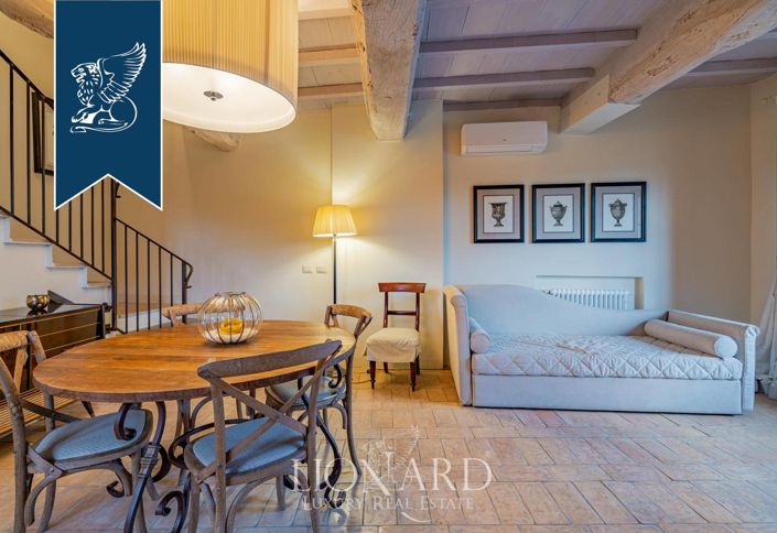 Image No.16-Maison de campagne de 8 chambres à vendre à Pistoia