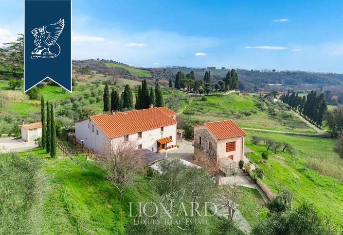 Image No.3-Maison de campagne de 8 chambres à vendre à Pistoia