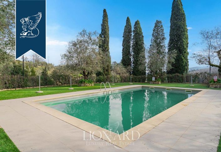 Image No.6-Maison de campagne de 8 chambres à vendre à Pistoia