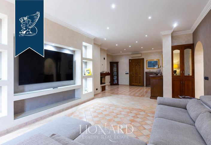 Image No.13-Villa de 5 chambres à vendre à Monterotondo