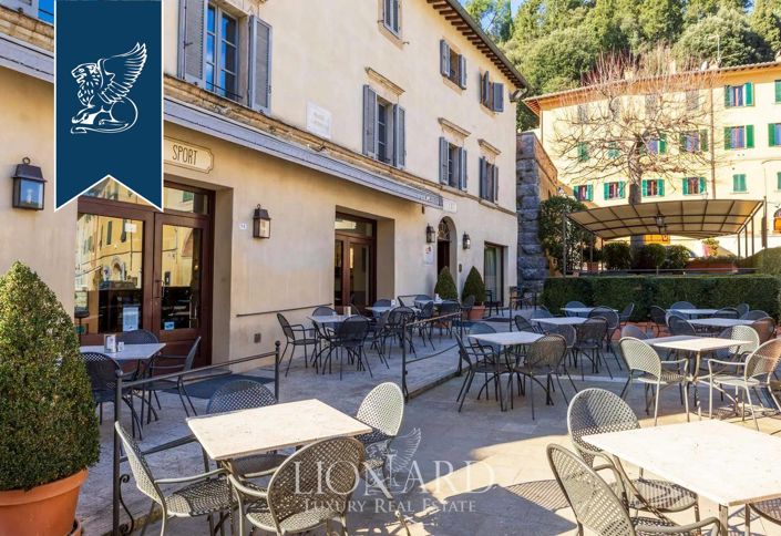 Image No.2-Propriété de 6 chambres à vendre à Cetona