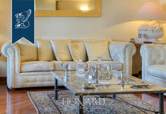 Image No.11-3 Bed Apartment for sale