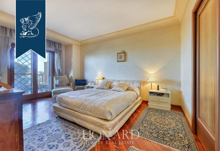 Image No.19-3 Bed Apartment for sale