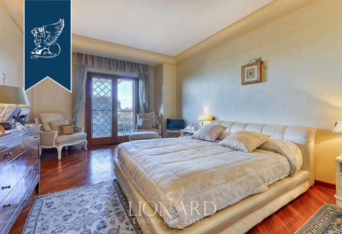 Image No.20-3 Bed Apartment for sale