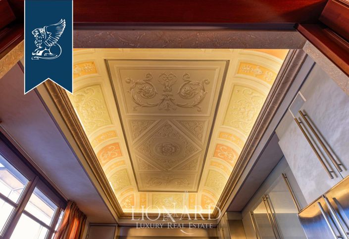 Image No.12-5 Bed Villa for sale