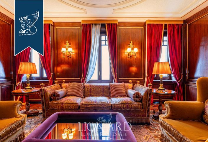 Image No.8-5 Bed Villa for sale