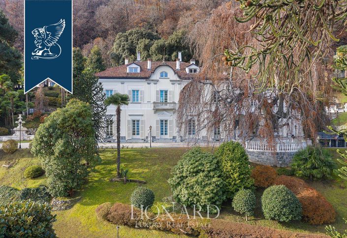 Image No.8-10 Bed Villa for sale