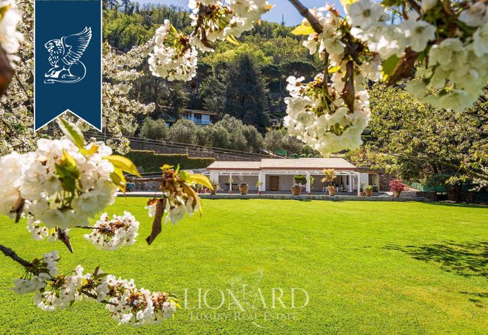 Image No.20-Villa de 10 chambres à vendre à Camogli