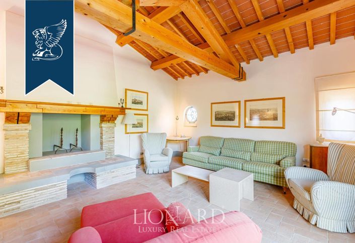 Image No.30-Ferme de 23 chambres à vendre à Castelfranco di Sopra