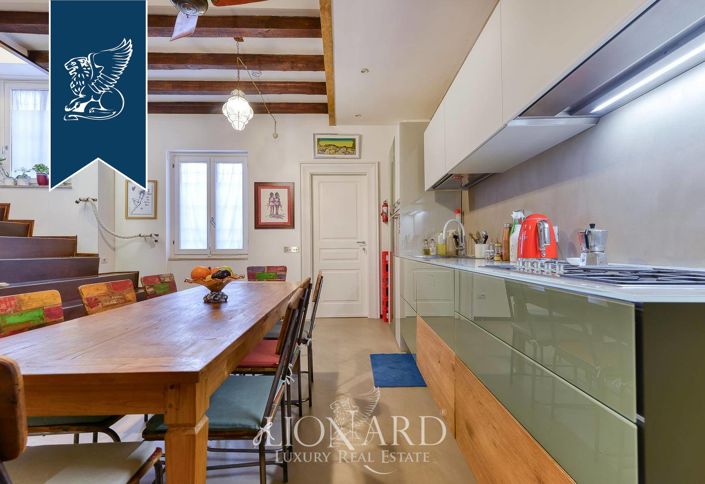 Image No.9-3 Bed Apartment for sale